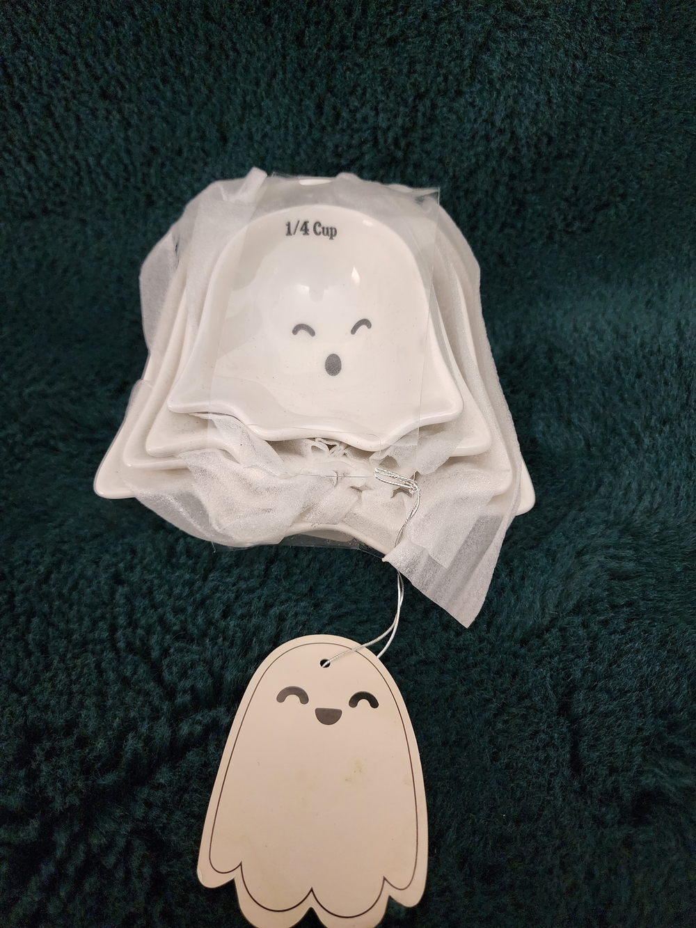 White stacked Ceramic Ghost-Themed Halloween Measuring Cups